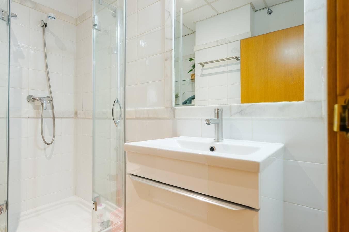 Foto 11 von 18: Modernes Studio am Fluss mit WLAN und Klimaanlage