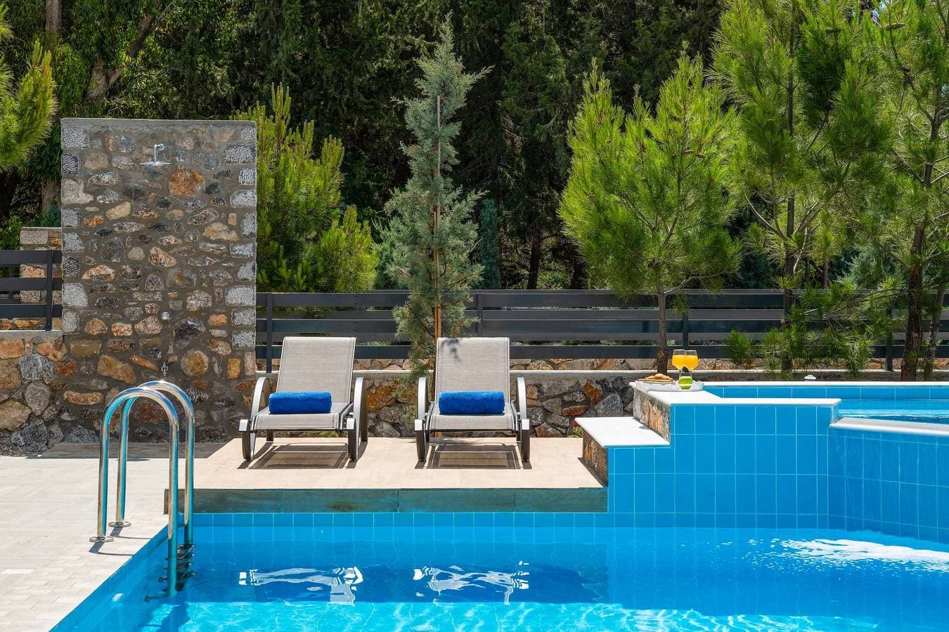 Foto 2 von 28: Villa für 6 Personen mit Garten