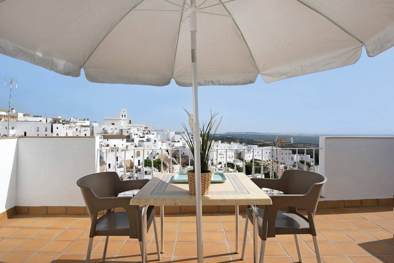 Foto 2 von 21: Ferienwohnung '"La Fuente" mit Bergblick, privater Terrasse und Klimaanlage