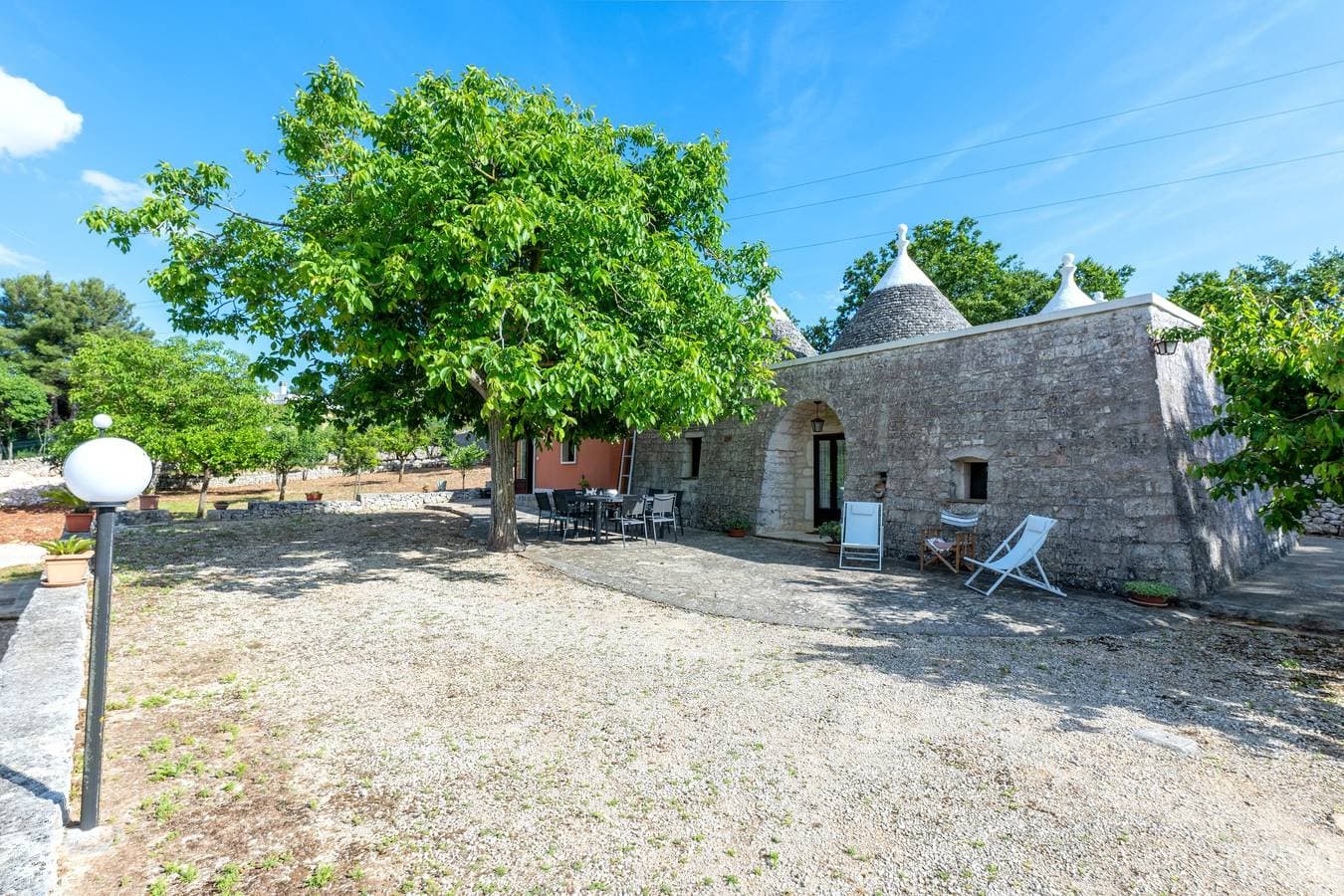 Foto 2 von 31: Trullo 'Dona Filomena' mit privater Terrasse, Garten und kostenlosem WLAN