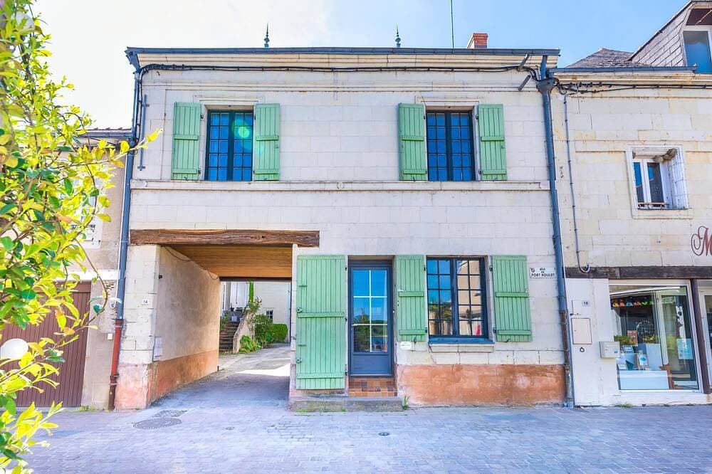 Charming house overlooking the Loire 1