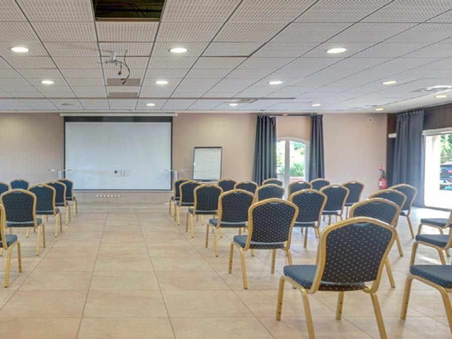 Foto 13 von 23: Résidence Le Domaine de Camiole - Vacancéole - Studio 2 personen - 15 bis 21 m²