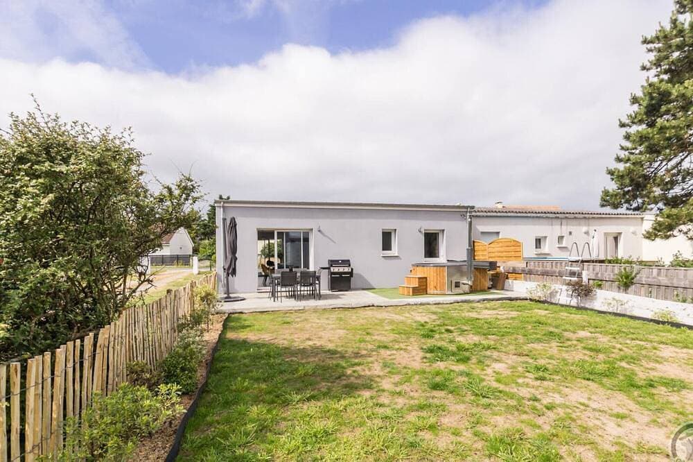 Foto 11 von 25: Moderne Ferienwohnung mit Garten, Terrasse, Nordisches Bad und in Strandnähe