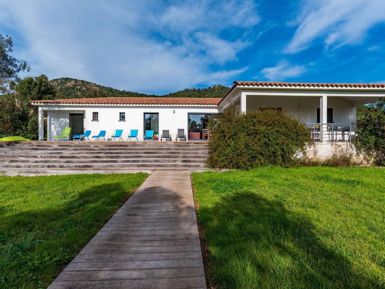 Foto 4 von 42: Villa Fautea