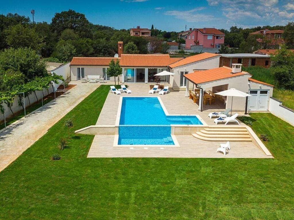 MileManda Comfortable holiday residence 1