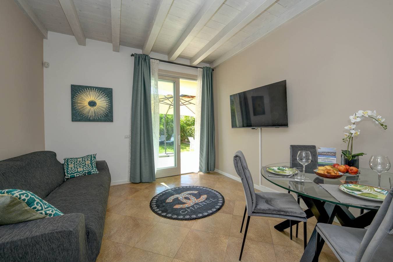 Foto 3 von 36: Caesar Sirmione Luxury Apartment