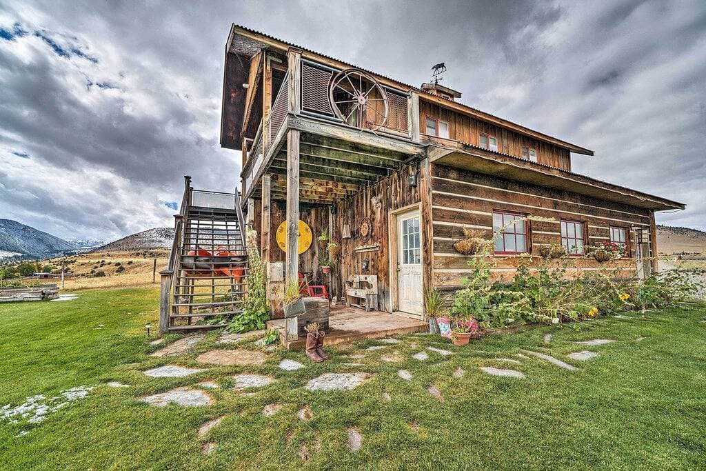 \"Dreamswest\" Ennis Studio mit atemberaubendem Bergblick 1