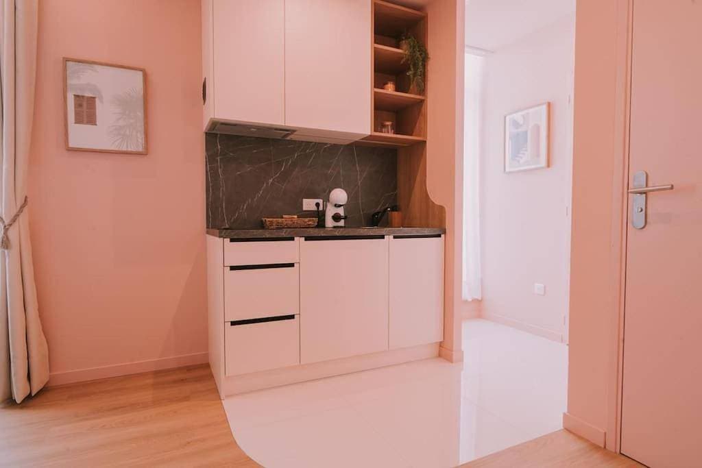 Foto 4 von 18: One-Bedroom Apartment