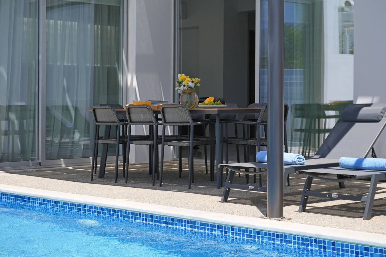 Foto 4 von 38: Villa für 7 Personen mit Balkon