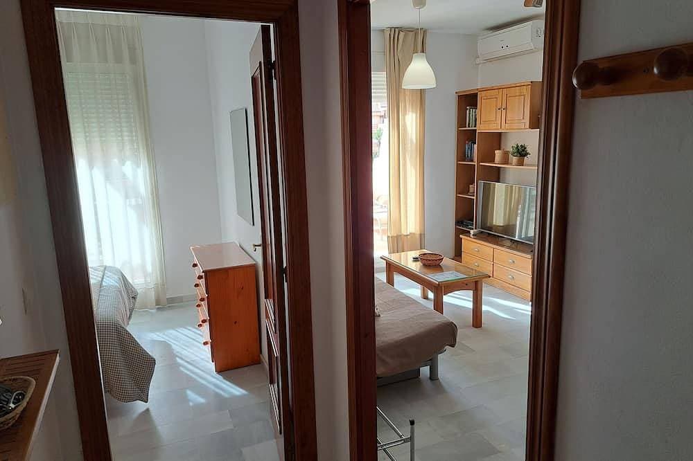 Foto 2 von 30: Attic, large terrace. 2 Km. from Fuengirola. Wyndham Resorts Mijas-Costa area.