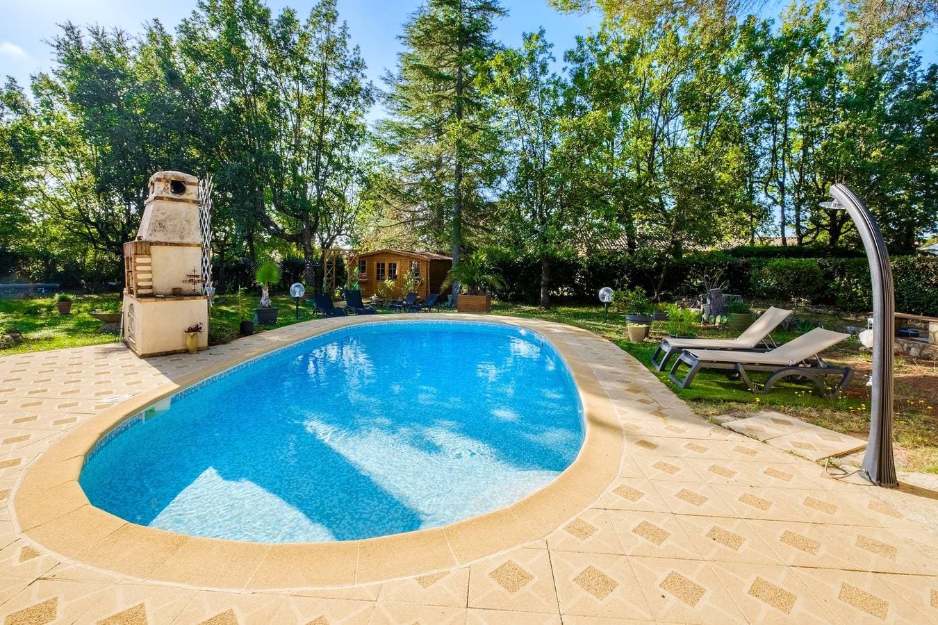 Foto 13 von 25: Ferienwohnung "Lou Paradou" mit Gemeinschaftspool, privater Terrasse und WLAN