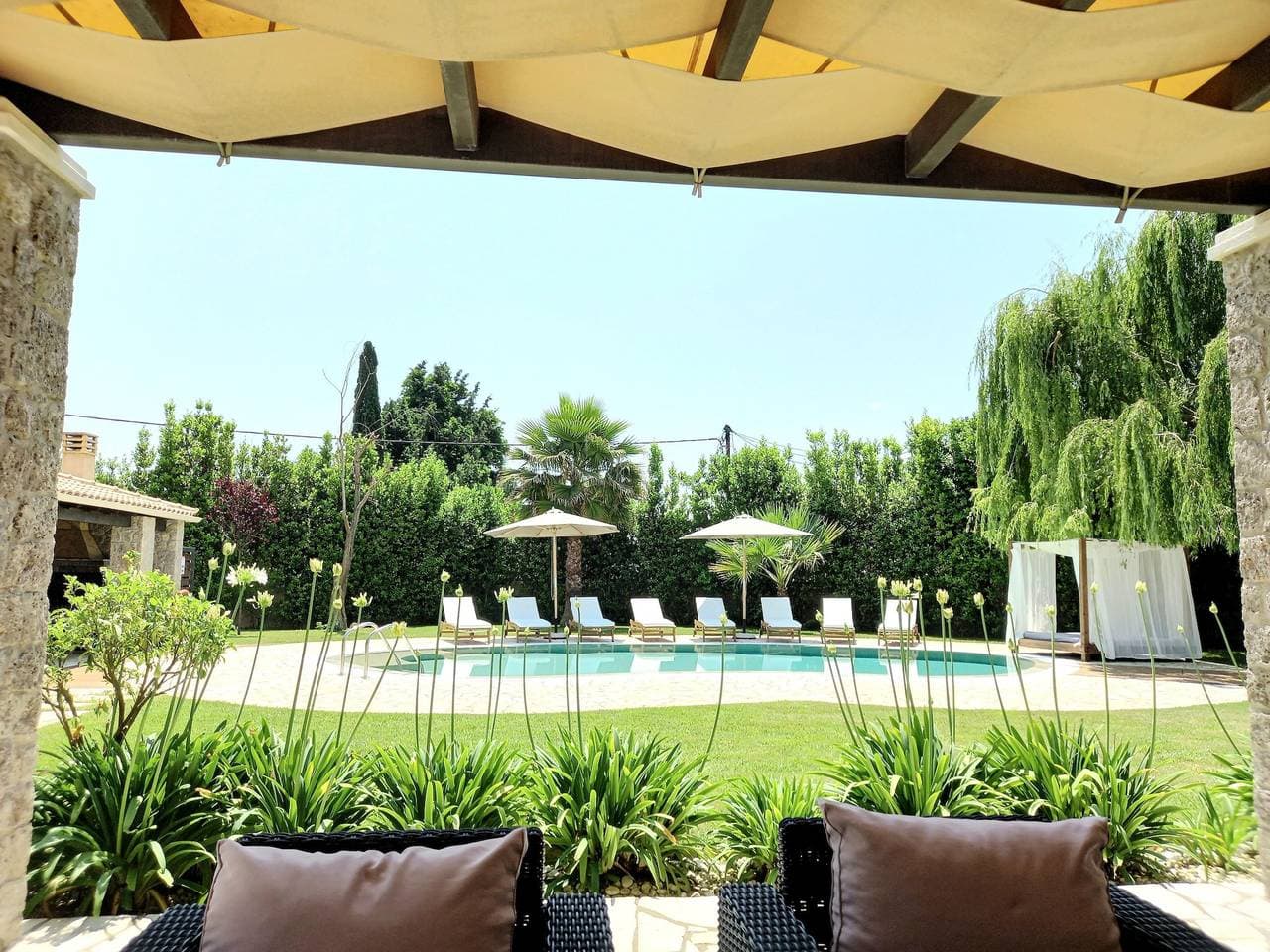 Foto 2 von 60: Villa für 8 Personen mit Balkon