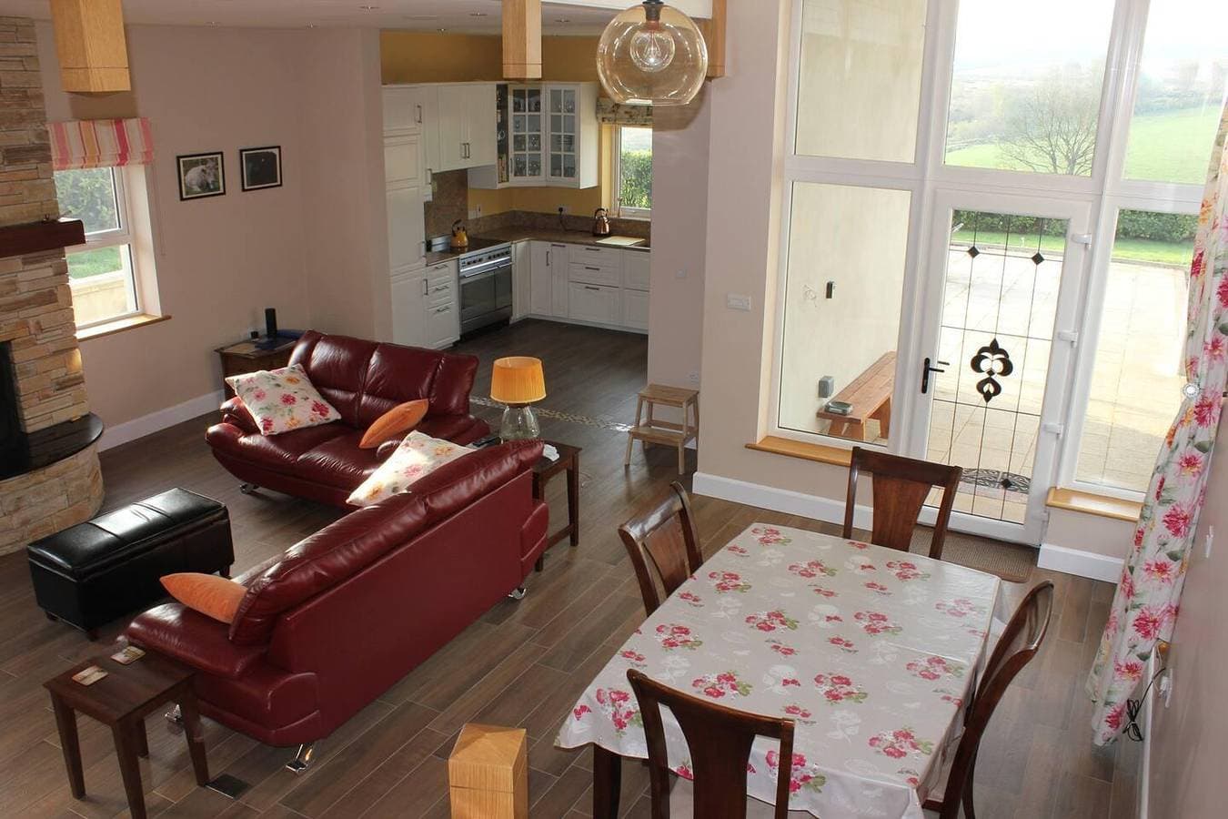 Foto 5 von 12: Ferienhaus für 6 Personen mit Terrasse