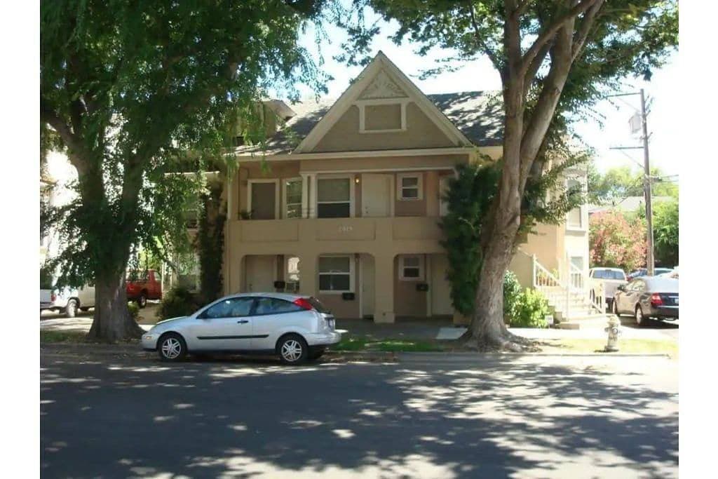 Foto 3 von 21: Modern Midtown Victorian Studio near Downtown!