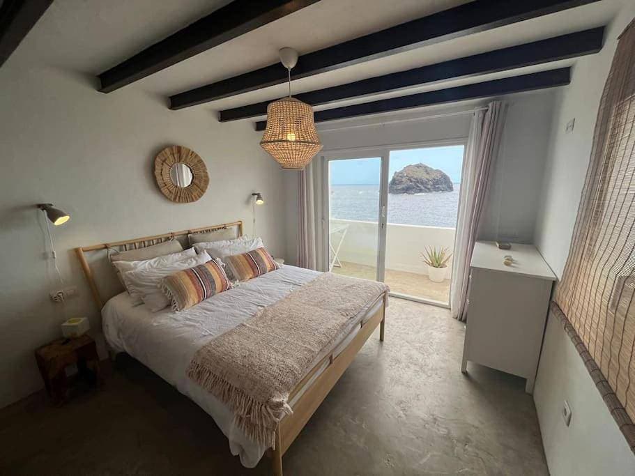 Foto 7 von 48: Three-Bedroom House