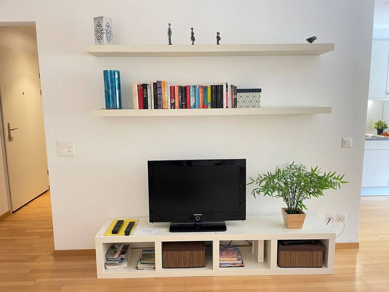 Foto 8 von 36: Ferienwohnung mit Blick in die Parkanlage, nahe der Seepromenade und Strandbad