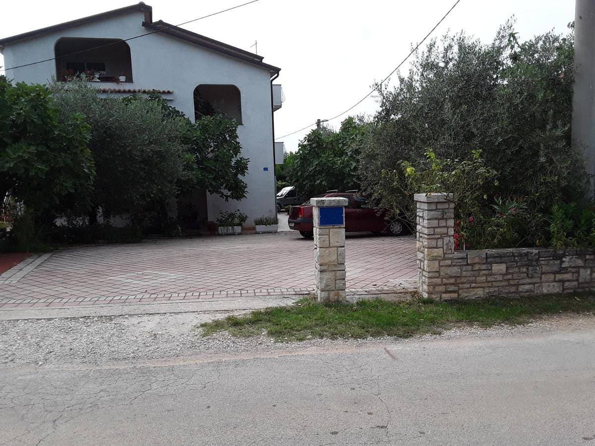 Apartments with a parking space Sosi, Umag - 15967 1