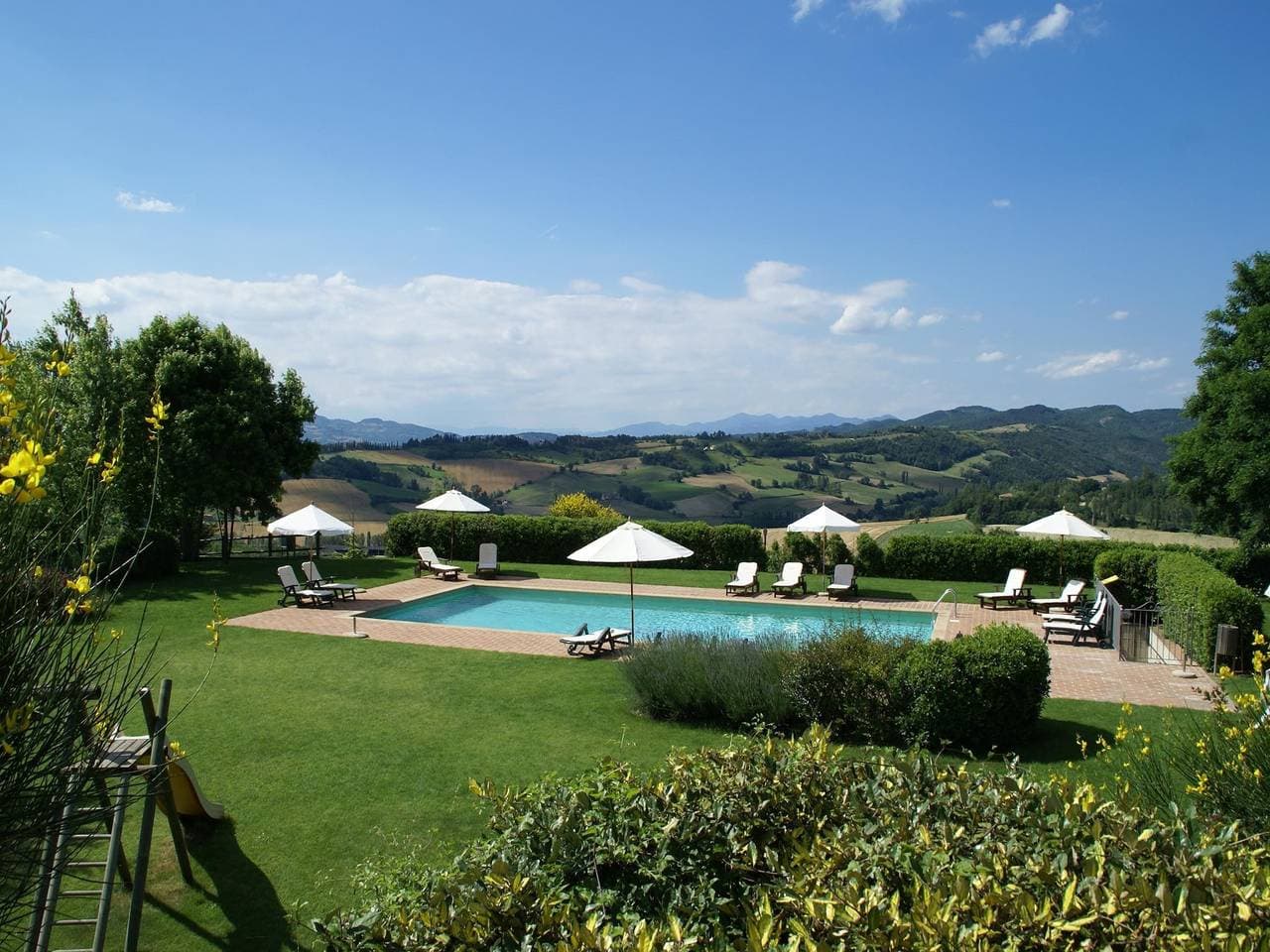 Foto 8 von 31: Wohnung in Montone mit Pool und Garten
