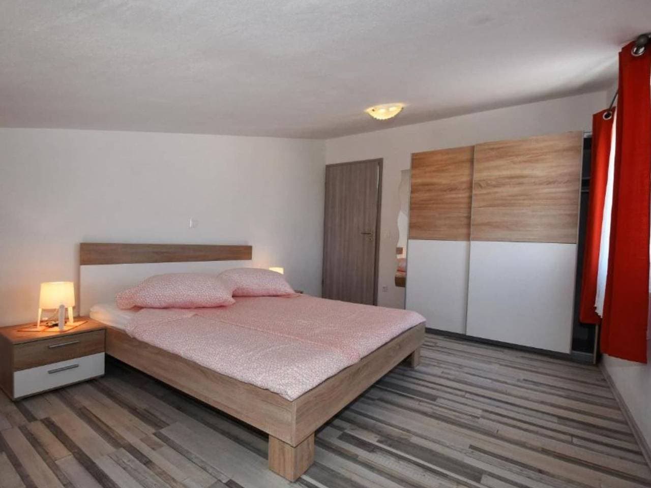 Foto 7 von 19: Apartments Sunset - Two bedroom Apartment with Terrace and Sea View