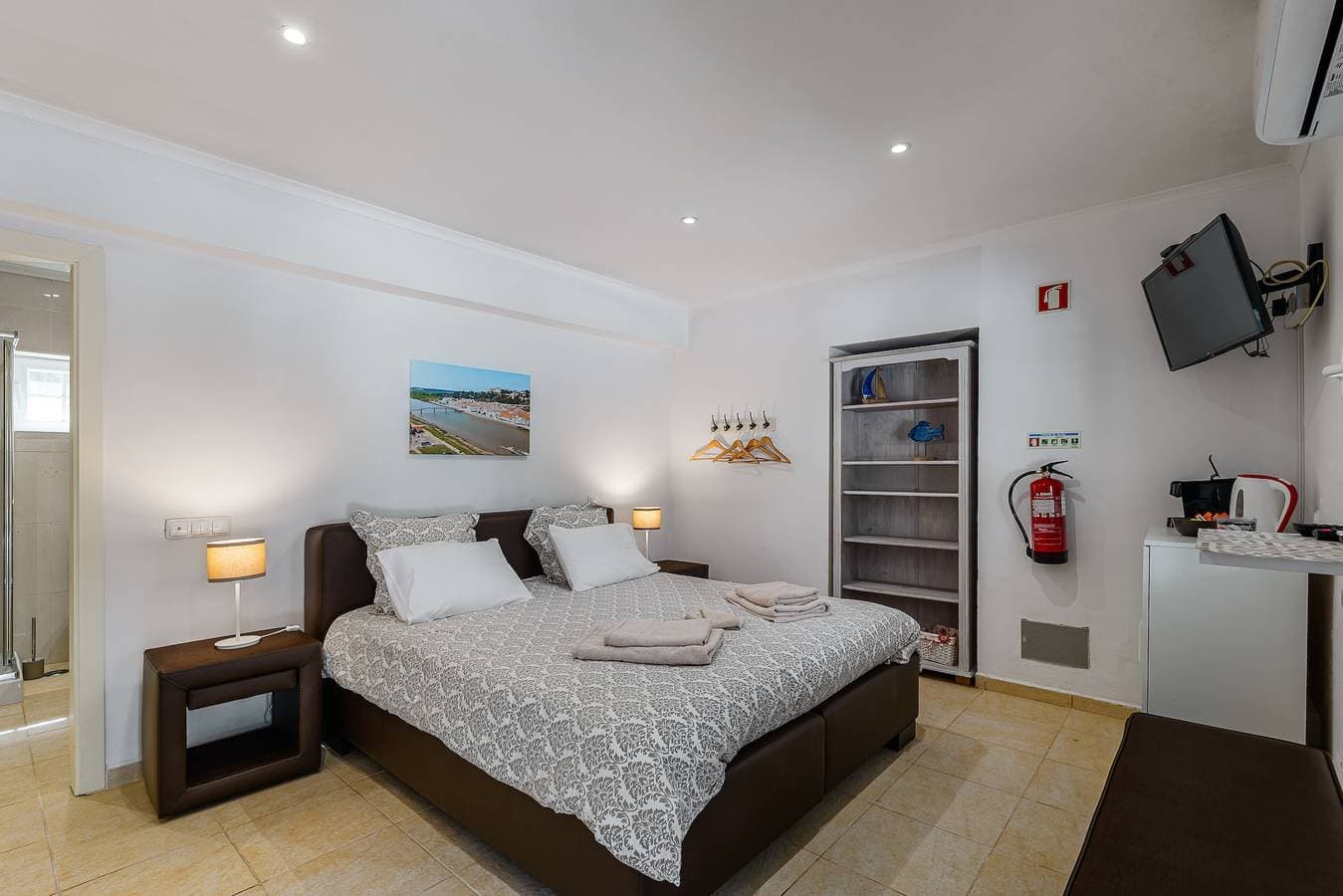 Foto 7 von 26: Apartment „Suite“ mit Gemeinschaftspool, WLAN und Klimaanlage
