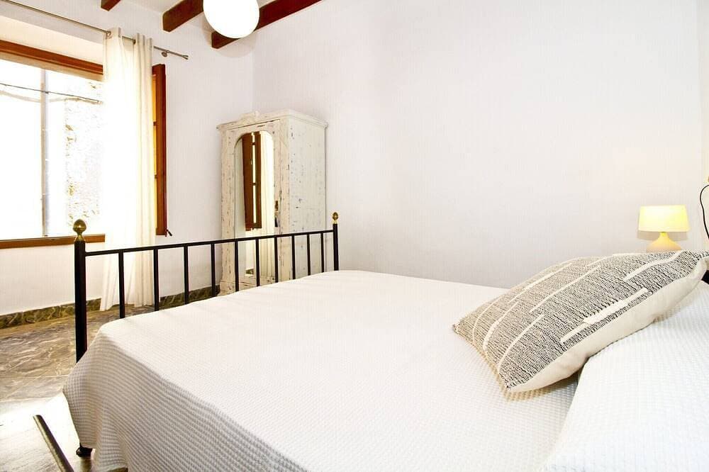 Foto 3 von 23: Pou davall house