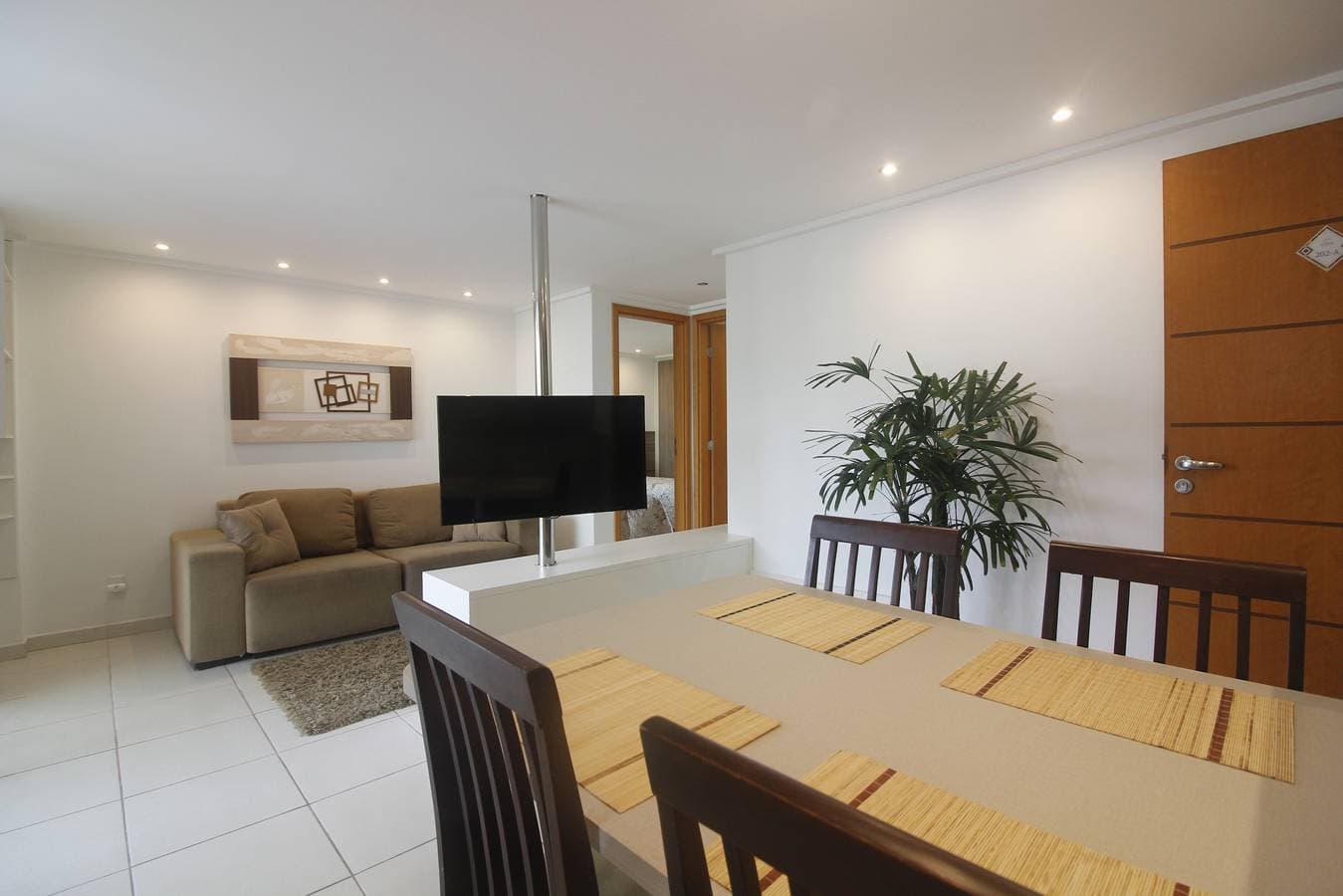 Foto 11 von 29: Ferienwohnung für 7 Personen mit Pool