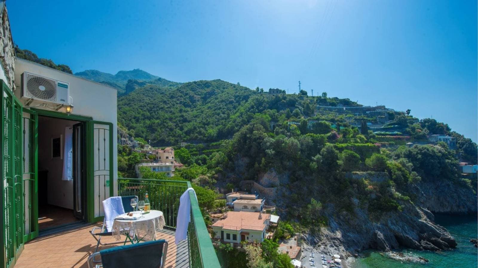 Foto 10 von 34: Villa für 8 Personen mit Garten