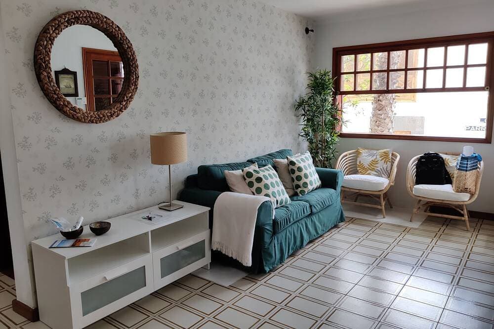 Foto 9 von 30: Villa mit 3 Schlafzimmern am Strand - Langzeitmiete