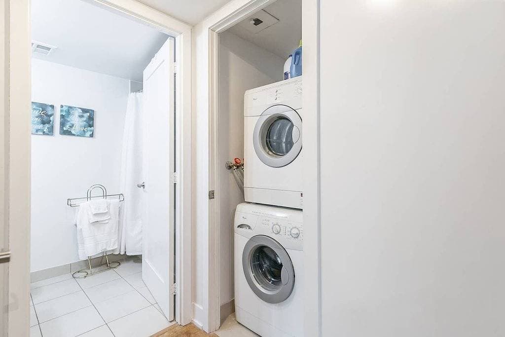 Foto 9 von 20: Sparkling Clean Large 1 Br Juwel im Herzen der Innenstadt von Toronto
