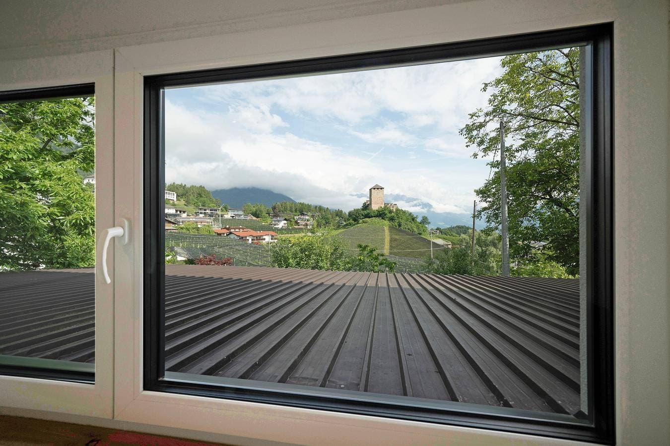 Foto 11 von 28: Ferienwohnung 'Stettnerhof Mayenburg' mit Bergblick, Terrasse und WLAN