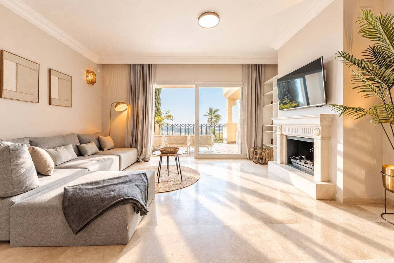 Foto 1 von 25: Ferienwohnung für 6 Personen mit Pool