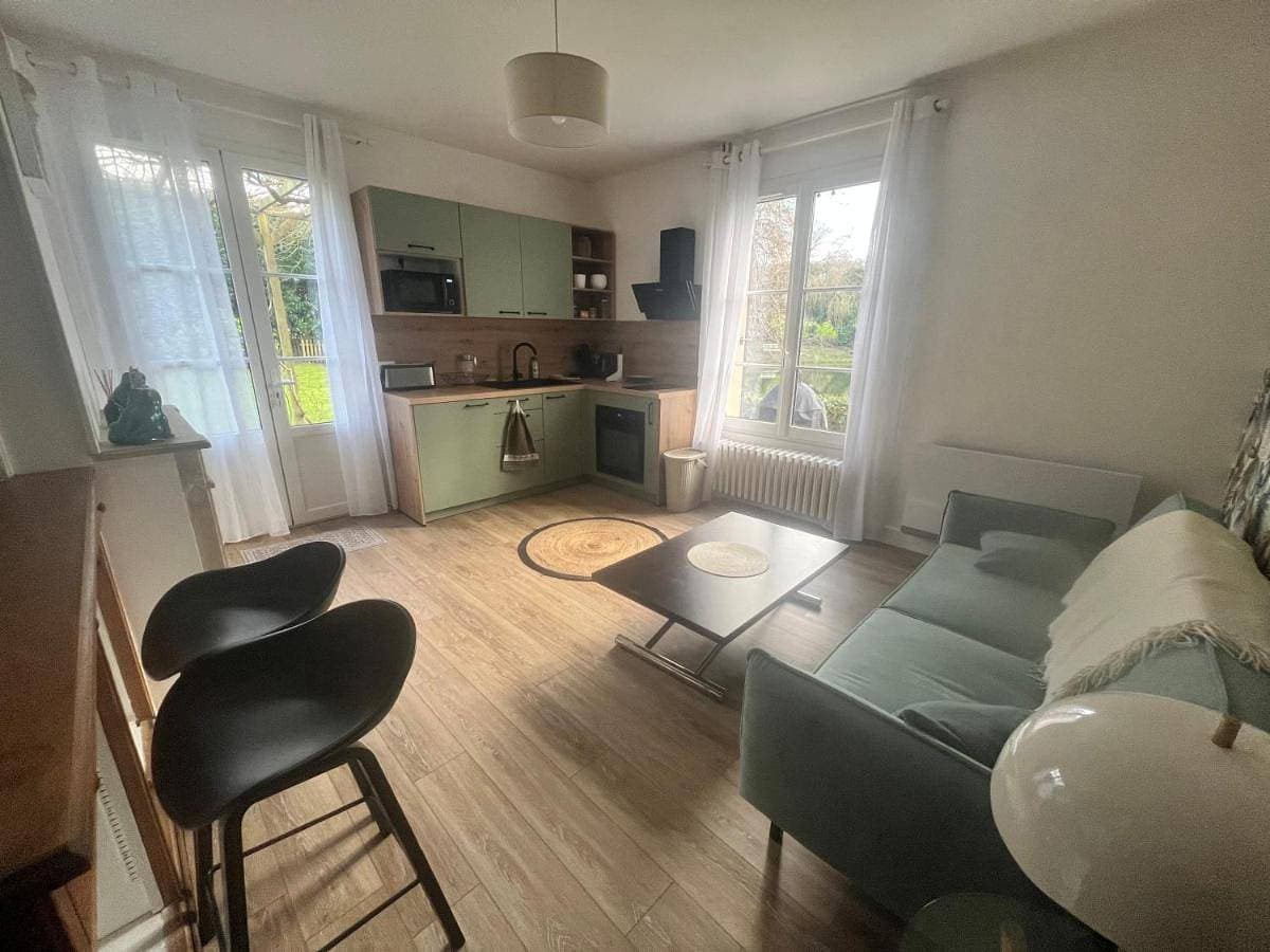Foto 2 von 18: One-Bedroom Apartment