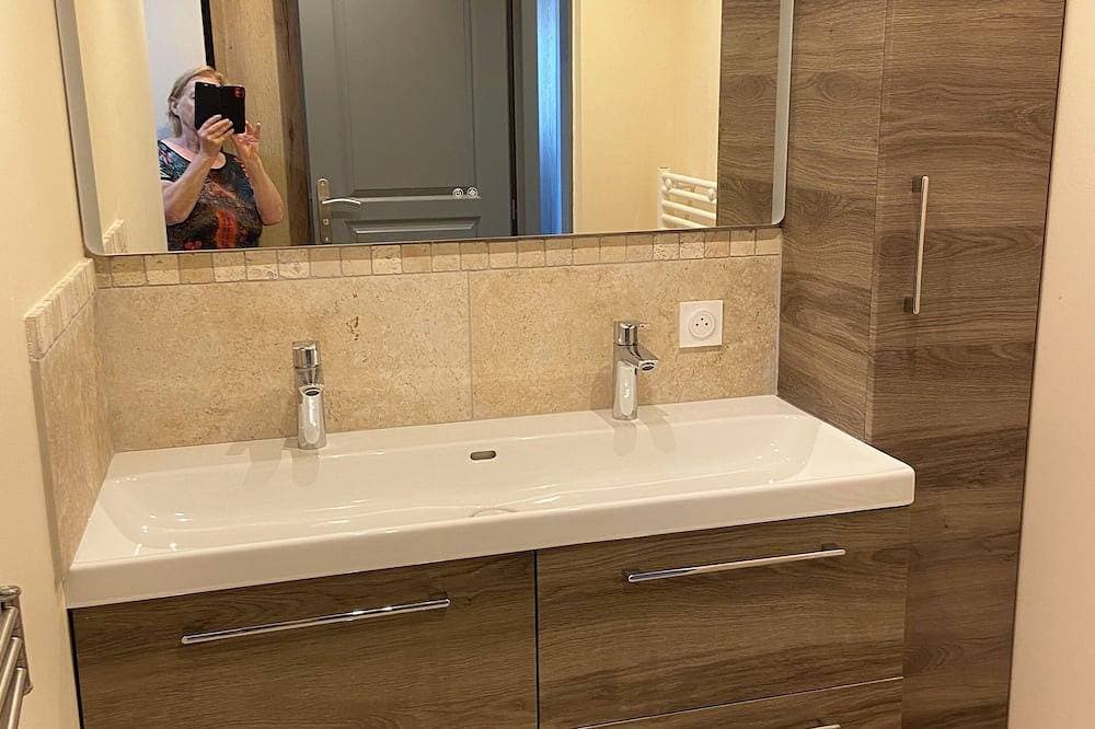 Foto 8 von 17: Landhaus für 8 Personen mit Spa-Poolhaus, umgeben von Olivenbäumen