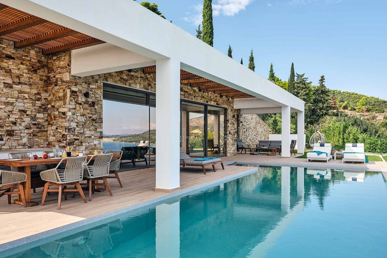 Foto 9 von 29: Villa für 8 Personen mit Terrasse
