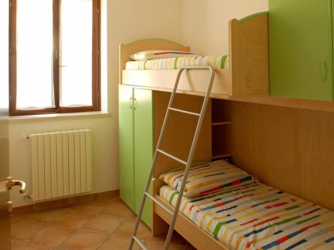 Foto 12 von 21: 'Zwei-Zimmer-Balkon