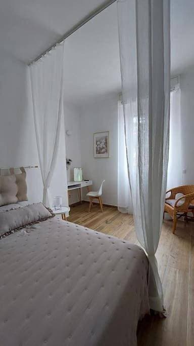 Foto 4 von 36: Two-Bedroom Apartment