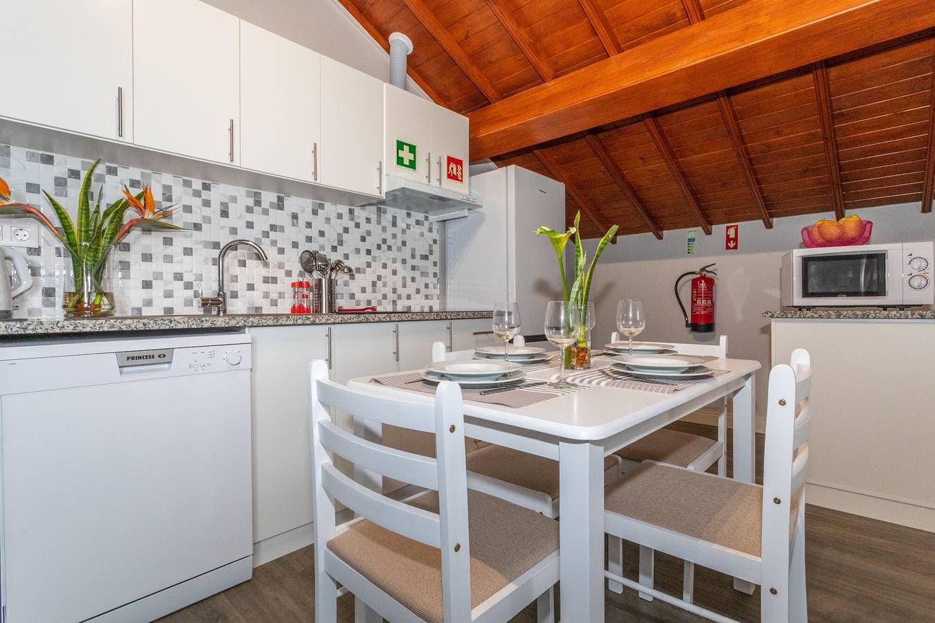 Foto 7 von 42: Ferienwohnung „Oásis Fonte Grande 3“ mit Meerblick, Terrasse und WLAN