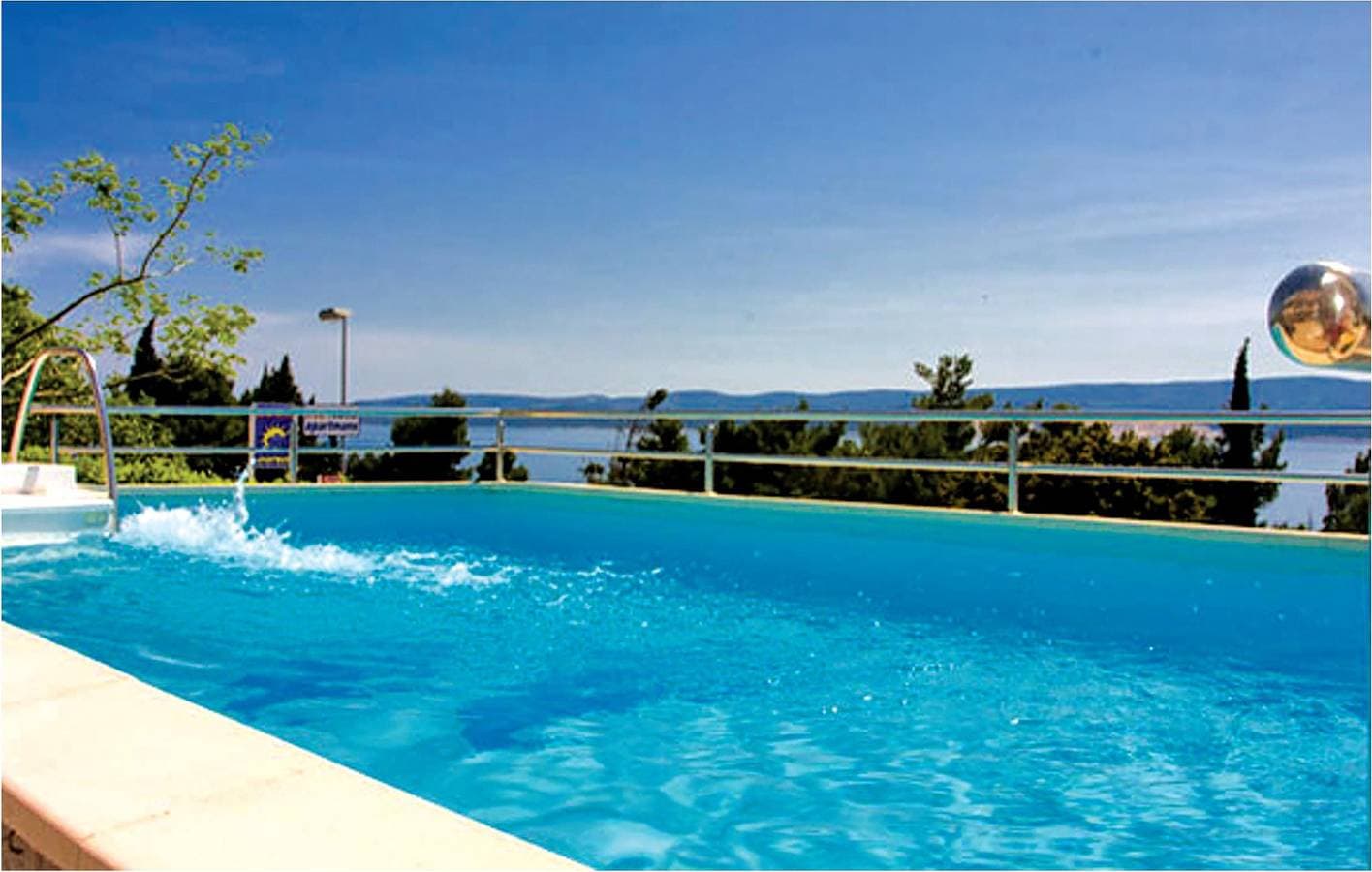 Foto 7 von 27: Gemütliche Ferienwohnung mit Pool, WLAN und Garage – 2,5 km vom Strand entfernt!
