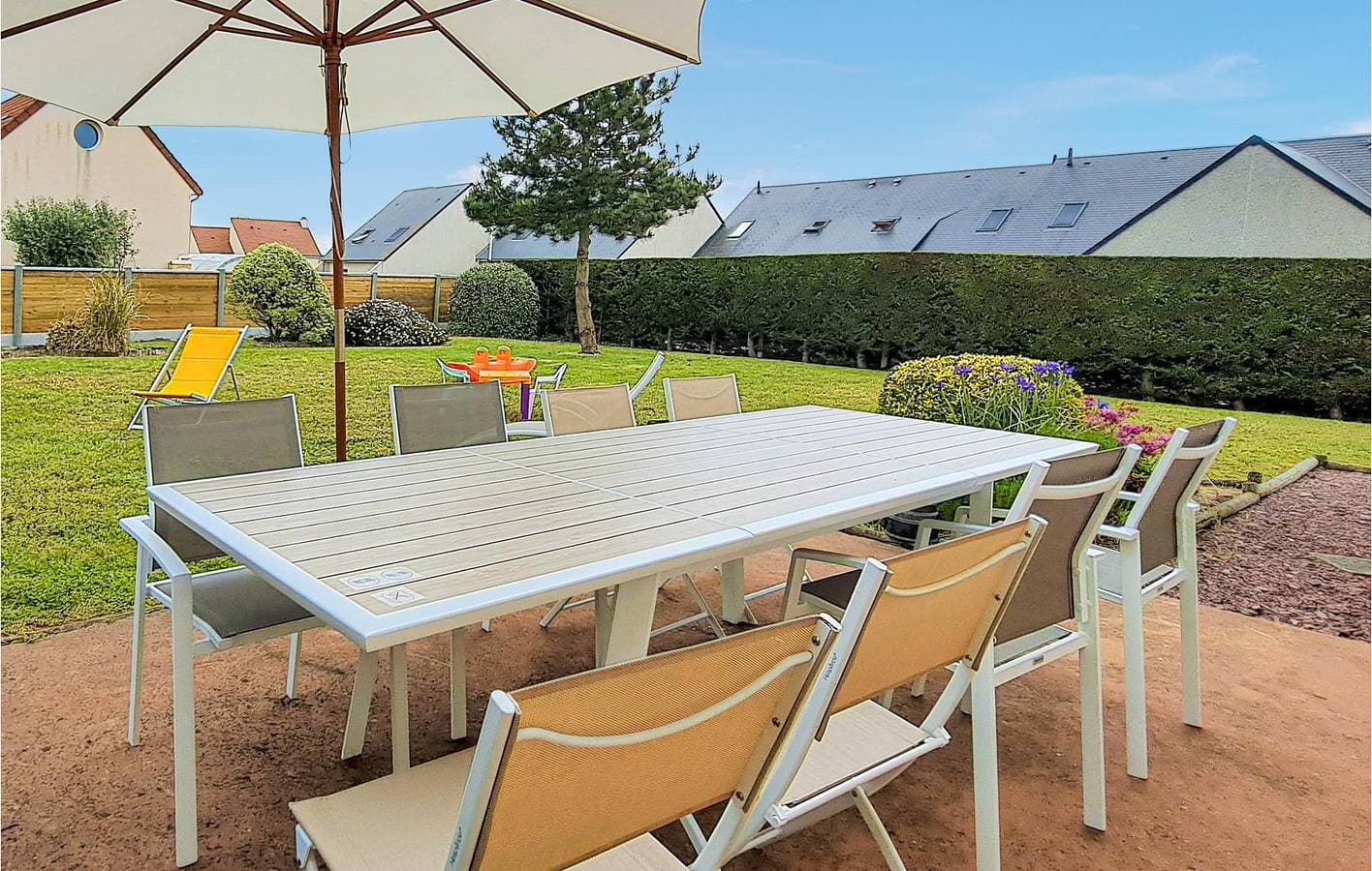 Foto 12 von 32: 138qm Beach Apt mit TV, Parkplatz, Doppelbett und WiFi