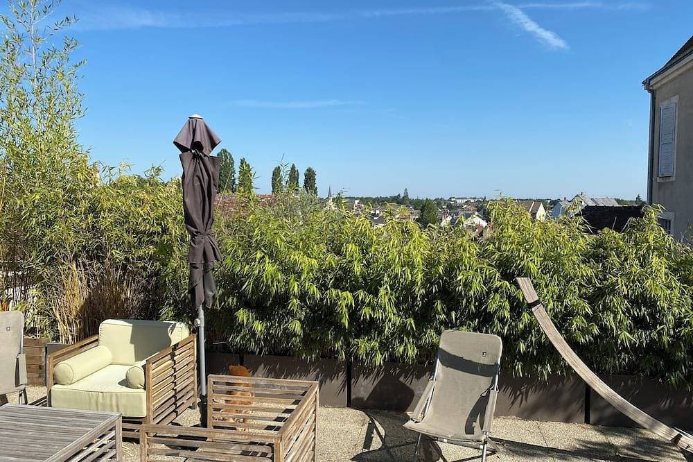 Foto 5 von 5: Very bright, quiet gîte with panoramic view, opening onto huge terrace.