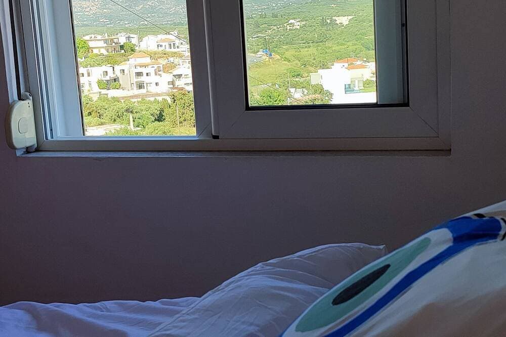 Foto 4 von 30: Kalyves Mili's Haus Mit Meerblick
