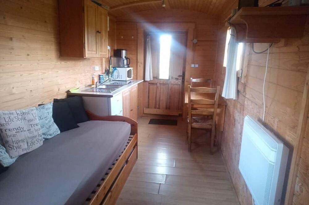 Foto 2 von 10: Caravan in the heart of nature