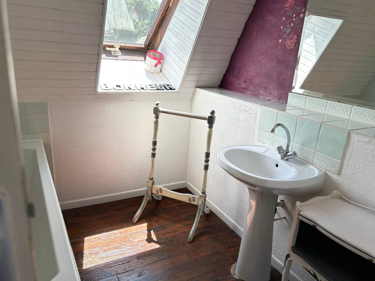 Foto 9 von 31: Komplettes Anwesen Les Hiboux mit beheiztem Pool und Festsaal