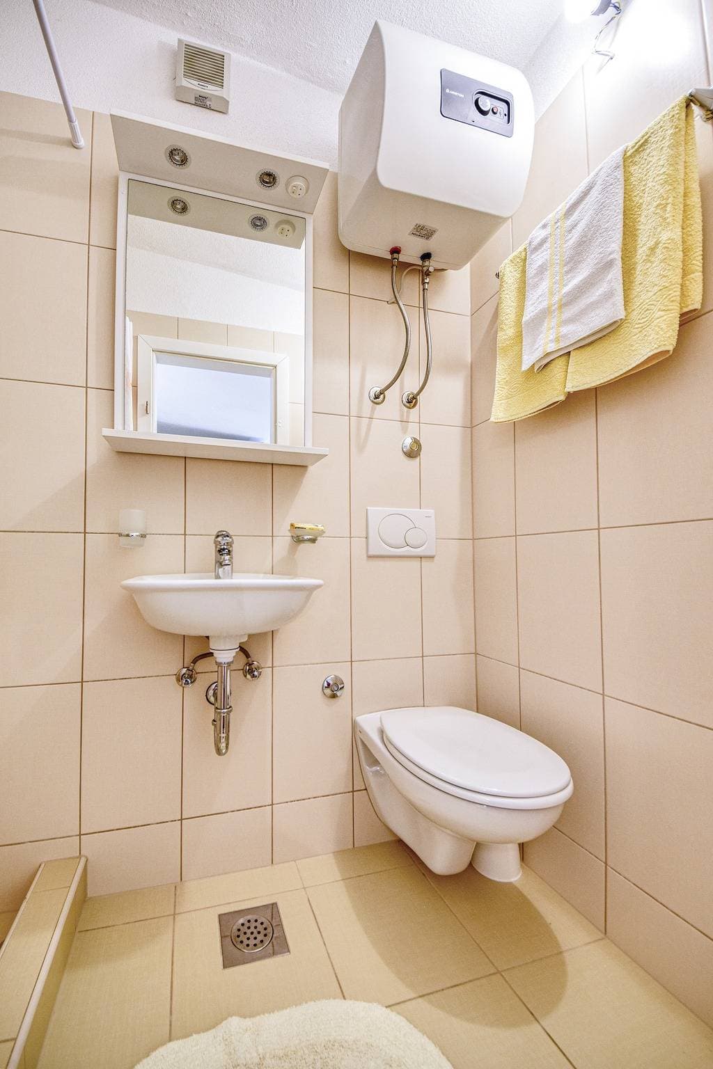 Foto 10 von 36: Studio für 3 Personen