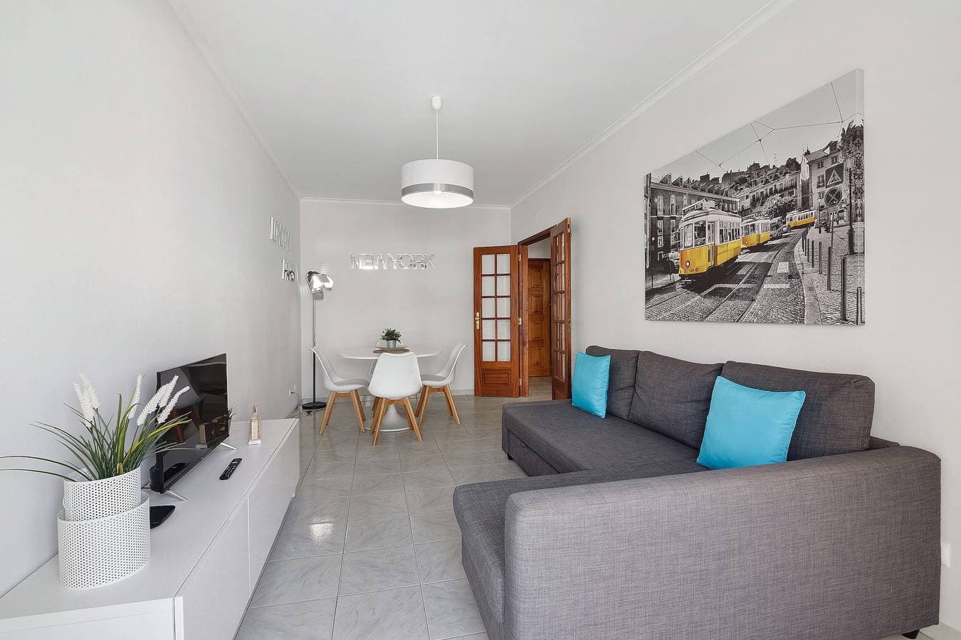 Foto 4 von 24: Apt. S. Lourenço direkt am Strand – ohne Meerblick, mit Gemeinschaftspool, Balkon & WLAN