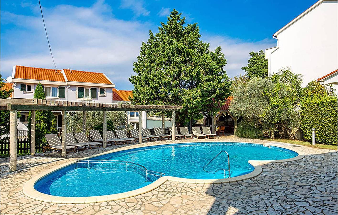 Foto 10 von 26: Charmante Ferienwohnung mit Pool, in der Nähe der Küste und von Restaurants