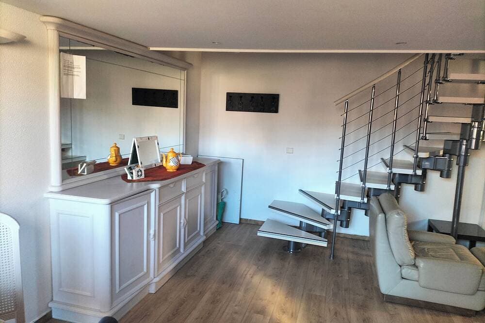 Foto 9 von 25: Porticcio Appart Duplex 50M2. 6P. Pool. 200m Strand. 150m Alle Geschäfte
