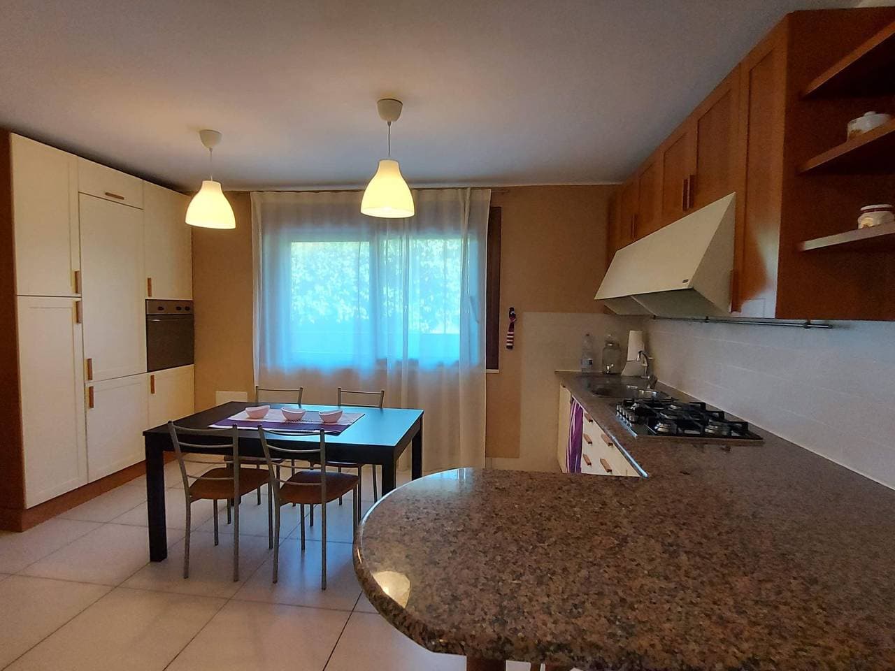 Foto 3 von 31: Unterkunft in der 'Villa Luigi' mit oberirdischem Pool