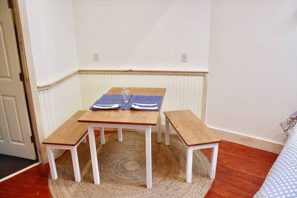 Neu gebautes ruhiges Studio-Apartment in der Nähe von Reversing Falls 1