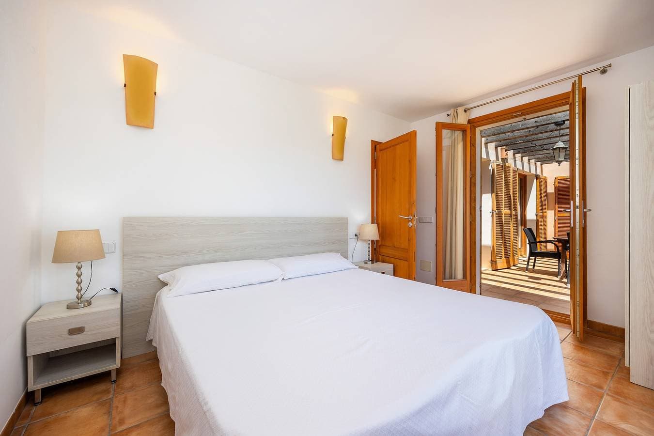 Foto 10 von 33: Ferienwohnung 'Es Colomer' mit Bergblick, Gemeinschaftspool und WLAN